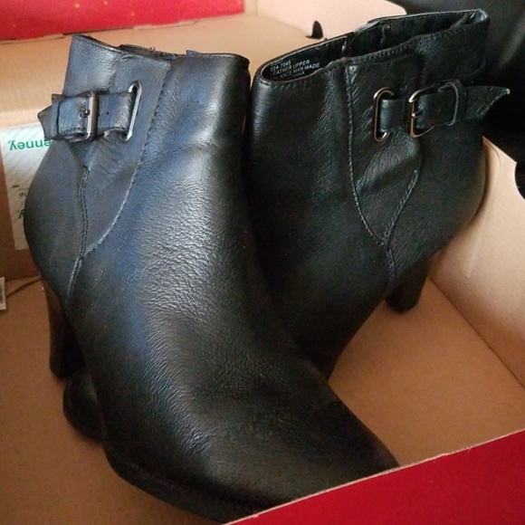 Kitten Booties - Picture 3 of 3